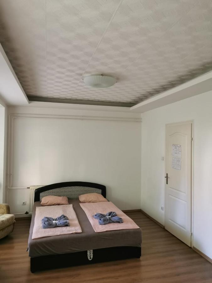 Carmen Pension Budapeste Exterior foto