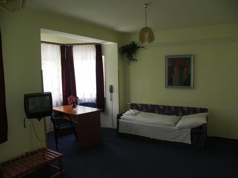 Carmen Pension Budapeste Exterior foto